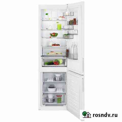 Холодильник AEG RCR636E5MW Москва
