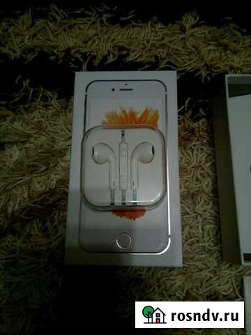 Коробка от айфона 6s, наушники earpods Почеп - изображение 1