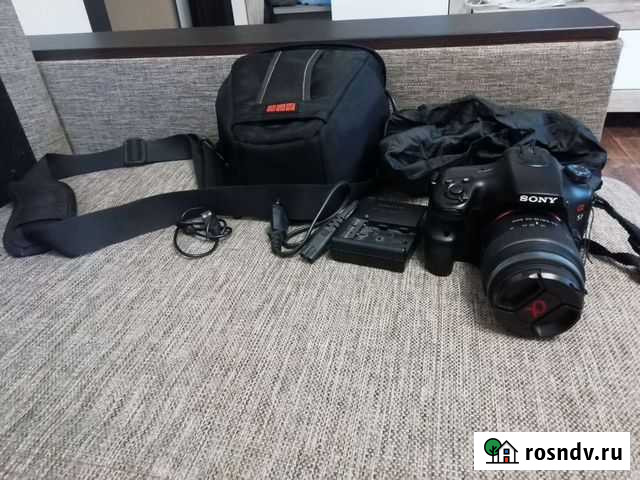 Зеркальный фотоаппарат sony Абинск - изображение 1