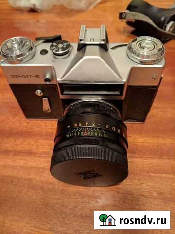 Фотоаппарат Зенит Е + Объектив Helios 44-2 Майкоп - изображение 1