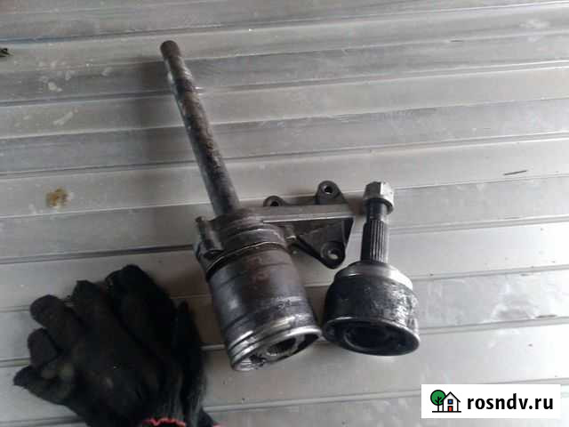 Привод на нисан эрнесу правый передний Советская Гавань - изображение 1