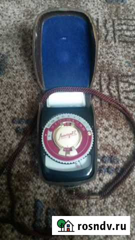 Экспонометр ленинград И фотоувеличитель Тимашевск - изображение 1