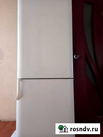 Продам холодильник бу Благовещенск - изображение 1
