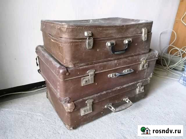 Книги в трех старинных чемоданах. Около сотни Симферополь - изображение 1