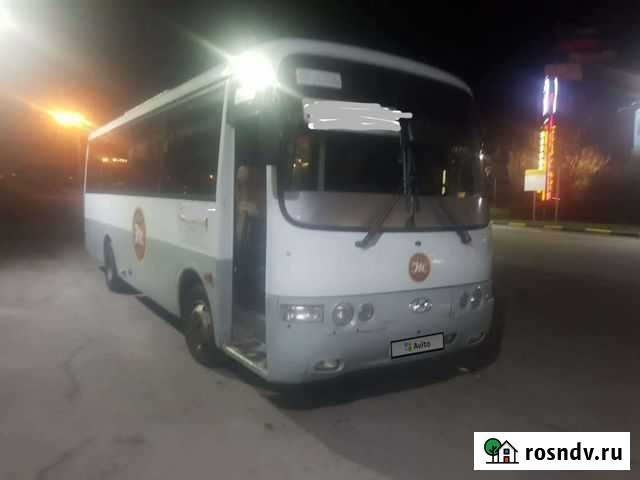 Туристический автобус Hyundai Aero Town, 1999 Липецк - изображение 1