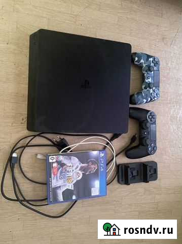 Sony playstation 4 slim с играми Елизово - изображение 1