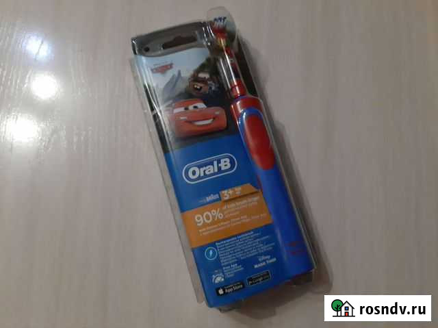 Электрическая зубная щетка Braun Oral-B Тачки Барнаул - изображение 1