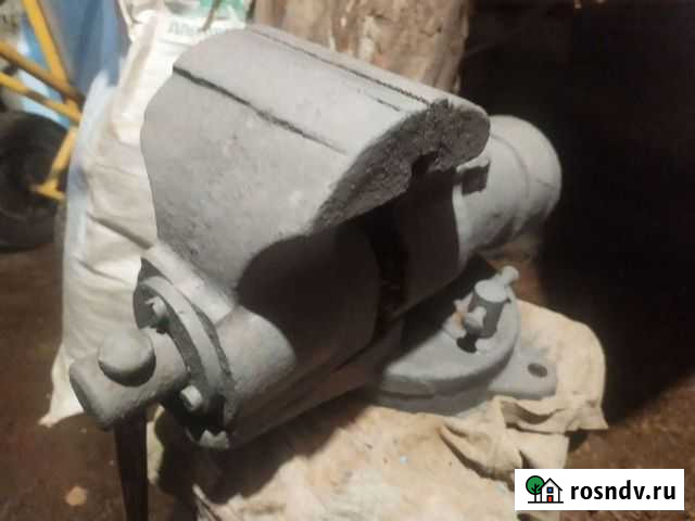 Тиски слесарные СССР Кострома - изображение 1