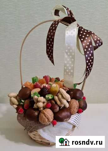 Съедобные букеты и корзинки из орехов и сладостей Сыктывкар - изображение 1