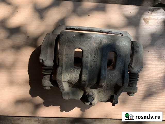 Суппорт тормозной Передний правый Chevrolet Captiv Тольятти - изображение 1