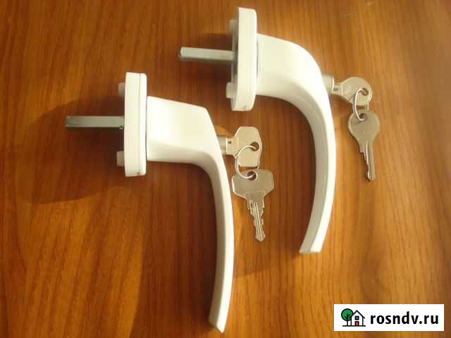 Ручка балконная с ключем Ростов-на-Дону - изображение 1