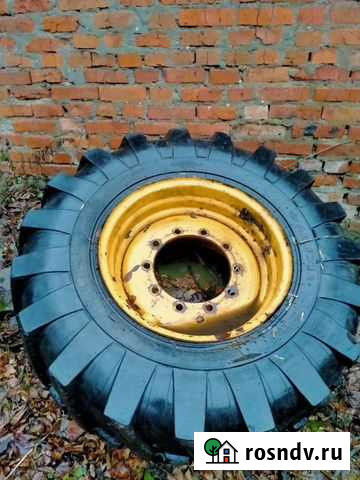 Резина для Экскаватора-погрузчика Щекино - изображение 1