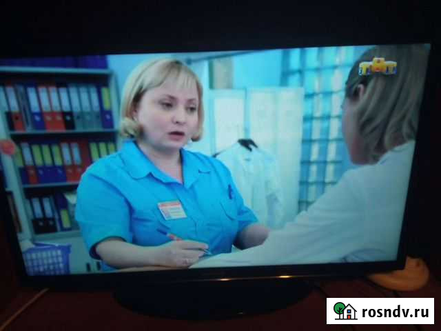 Телевизор Samsung smart tv 32 Омск - изображение 1