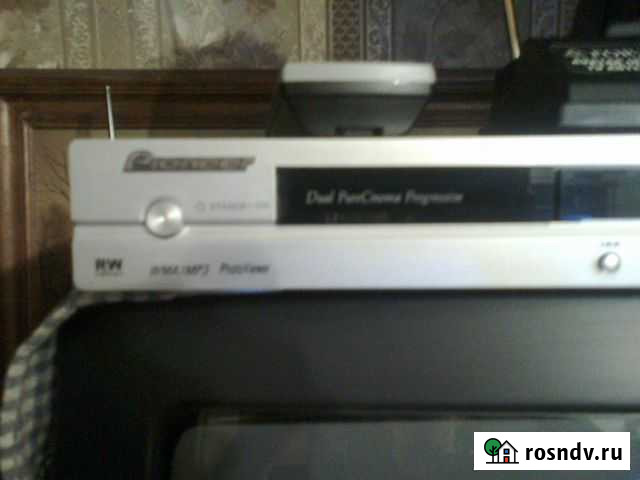 2 Двд проигрывателя pioneer DV - 393 и пионер Владимир - изображение 1