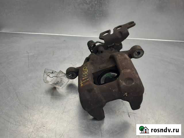 Суппорт тормозной задний правый Volkswagen Caddy Псков - изображение 1