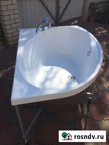 Ванна акриловая в комплекте. Краны, душ, экран Александров - изображение 1