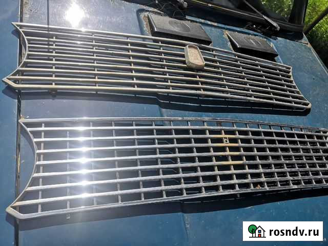 Решетка радиатора ваз 2101 73 г.в Великие Луки - изображение 1