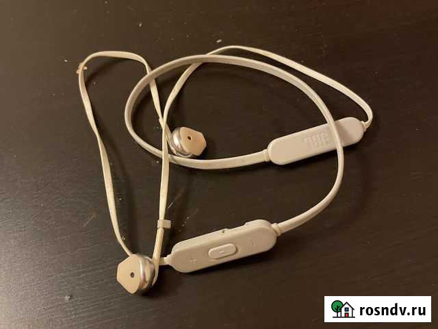 Наушники jbl bluetooth Москва - изображение 1