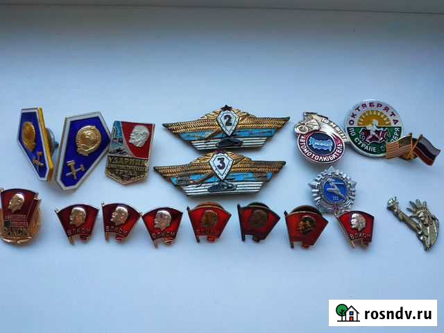 Значки СССР разные Владивосток - изображение 1