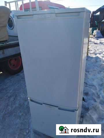 Холодильник бу Благовещенск - изображение 1