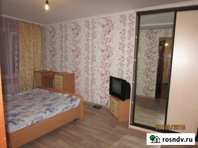 2-комнатная квартира, 35 м², 3/5 эт. в аренду посуточно в Стрежевом Стрежевой - изображение 1