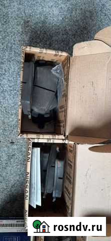 Продам тормозные колодки б/у почти новые на ниссан Завьялово - изображение 1