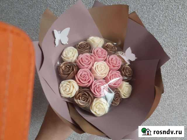 Шоколадные букеты из 19 роз Кемерово - изображение 1