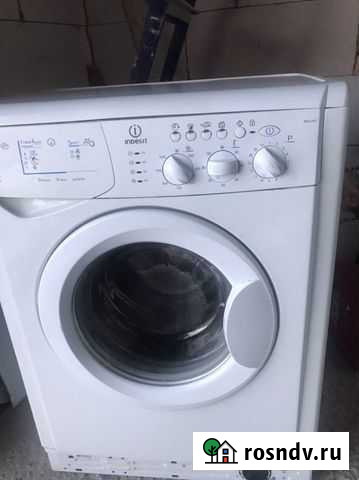Стиральная машина indesit wisl105 Отрадное - изображение 1