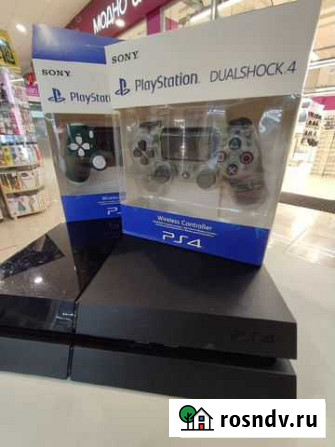 PlayStation 4 750 gb+2 джоя+ 23 игры Хабаровск - изображение 1