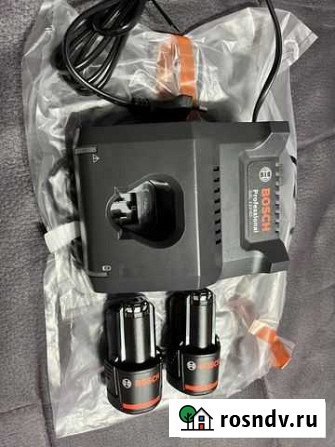 Новый набор Bosch GAl12v-40 и 2 акб GBA 12v 2А/ч Оренбург - изображение 1