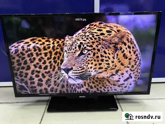 Отличный телевизор Philips 81см Новосибирск - изображение 1
