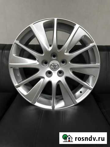 Диски R19 на Toyota Rav-4 NEW Highlander Venza Москва - изображение 1