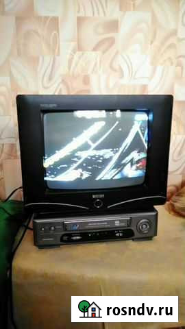 Кассетный видеоплеер + видеотека Ростов-на-Дону - изображение 1