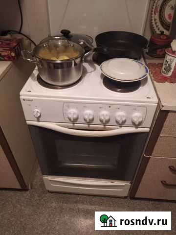 Плита электрическая Indesit б/у Москва - изображение 1