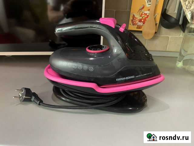 Утюг беспроводной redmond Верхняя Пышма - изображение 1