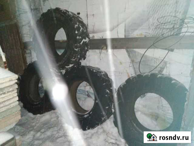 Резина 12,5/80 r18 Новоуральск - изображение 1