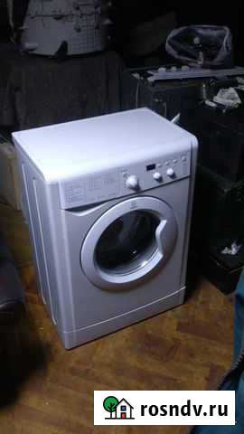 Стиральная машина Indesit б/у Покачи - изображение 1