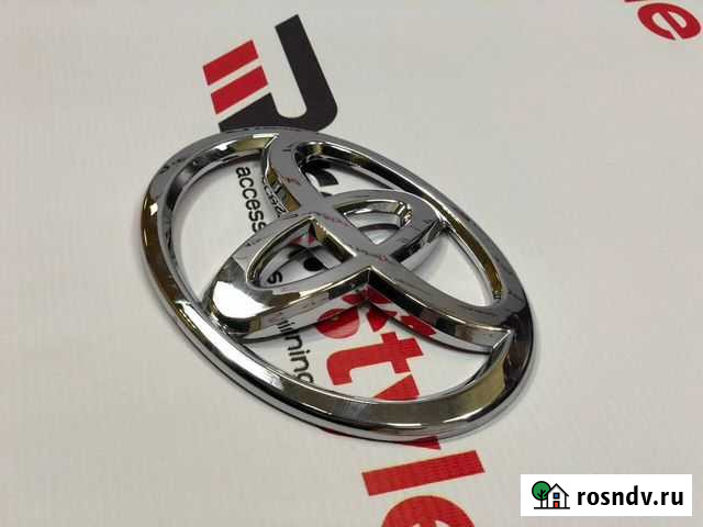 Эмблема Toyota Land Cruiser 200 R235 Благовещенск - изображение 1