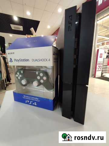 PlayStation 4 750 gb+2 джоя+ 23 игры Хабаровск - изображение 1