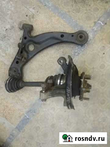 Ступица, рычаг тойота Ипсум Магадан - изображение 1