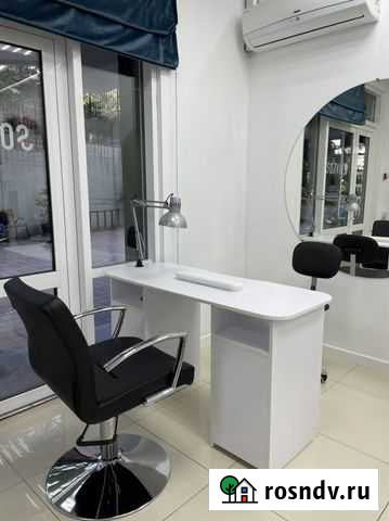 Аренда рабочего места мастера маникюра и педикюра Сочи - изображение 1