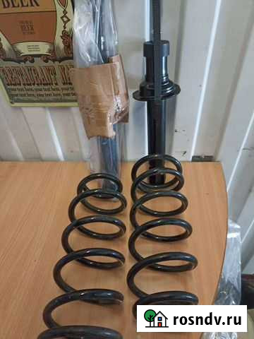 Задние амортизаторы nissan lucino Белово - изображение 1