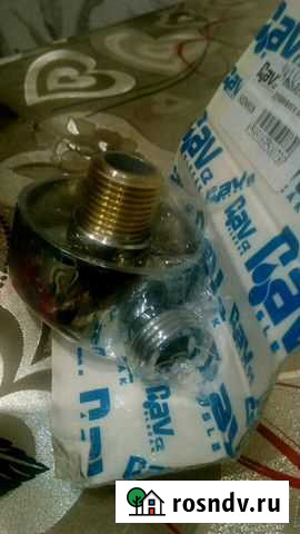 Угловой выпуск для шланга подачи воды в душевой ка Молочный - изображение 1