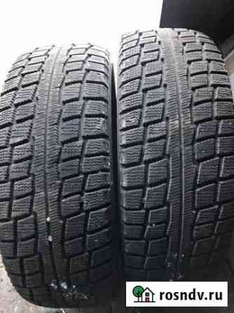 Goodyear UltraGrip Ice Navi Neo 205/65 R15 Сатка