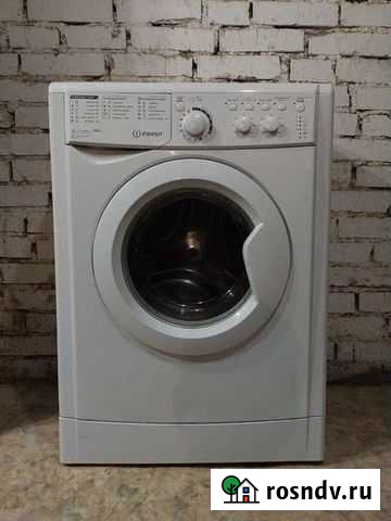 Стиральная машина бу indesit на 6кг Магнитогорск - изображение 1