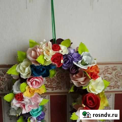 Цветочная подкова из фоамирана 42х46 Арамиль - изображение 1