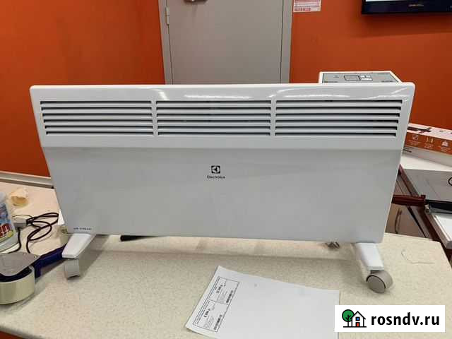 Новый конвектор Electrolux ECH/AS-2000 ER (обогрев Казань - изображение 1