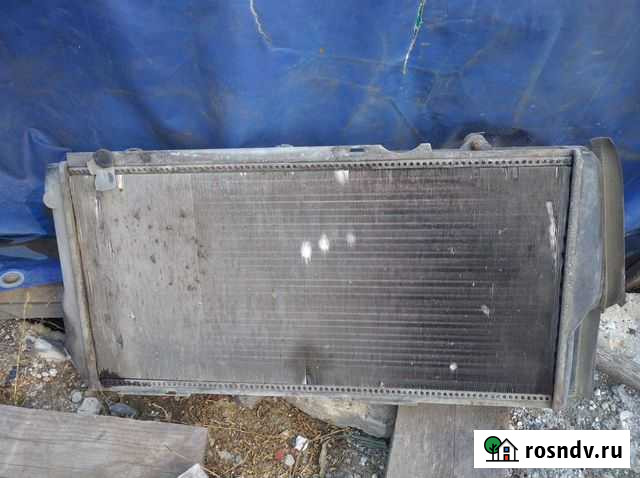 Радиатор охлаждения на Ауди 100 С3 Алексеевка - изображение 1
