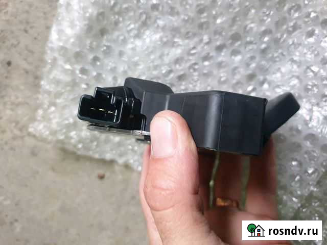 Замок багажника Corolla 19год Братск - изображение 1