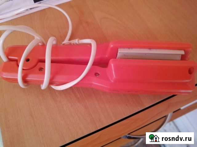 Выпрямитель-плойка для волос Астрахань - изображение 1